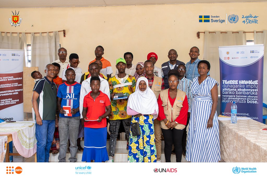 UNFPABurundi's tweet photo. Du 25 au 28 août 2026, le projet conjoint #2gether4SRHR, financé par la Suède, a réuni @UNFPABurundi, @OnusidaBurundi, @WhoBurundi, @UNICEF_Burundi et @AFJO à Muyinga, Ngozi et Rutana pour promouvoir la #SSR, la prévention du #VIH et la lutte contre les #VBG. @KacouPierreKon1 https://t.co/wai6uk8X0j