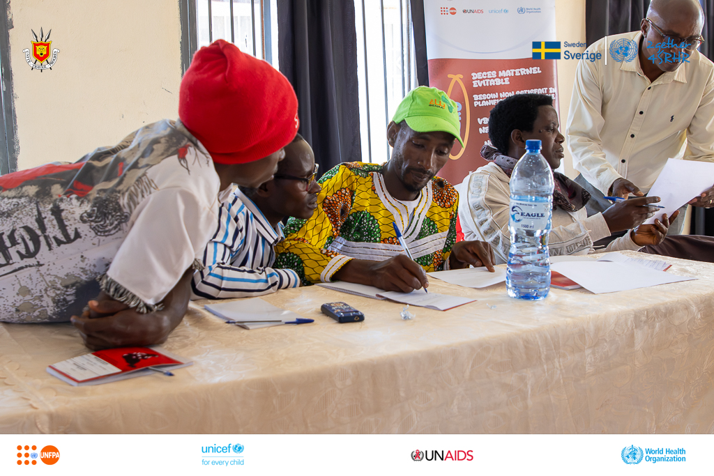 UNFPABurundi's tweet photo. Du 25 au 28 août 2026, le projet conjoint #2gether4SRHR, financé par la Suède, a réuni @UNFPABurundi, @OnusidaBurundi, @WhoBurundi, @UNICEF_Burundi et @AFJO à Muyinga, Ngozi et Rutana pour promouvoir la #SSR, la prévention du #VIH et la lutte contre les #VBG. @KacouPierreKon1 https://t.co/wai6uk8X0j