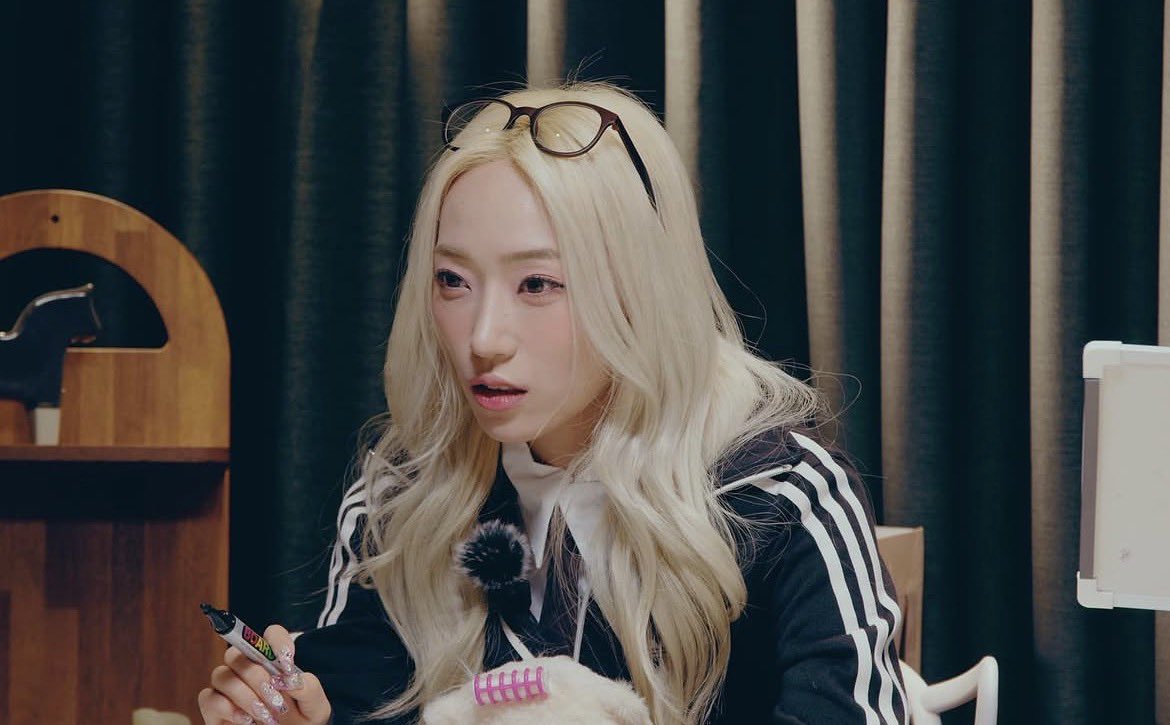 Yumma_haeun's tweet photo. 양아치 https://t.co/Isw3NKM33S