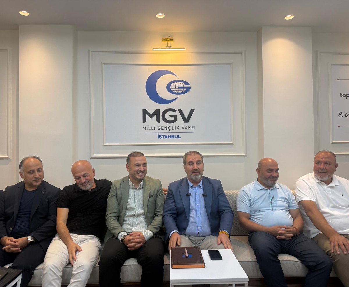 mgvistanbul34's tweet photo. MGV İstanbul Eski İl Başkanımız Mustafa Şen’in katılımı ile Cuma buluşmamız gerçekleşti.  

Katılımlarından ötürü başkanımıza ve misafirlerimize teşekkür ederiz 

#cuma https://t.co/LjsaDCkixc