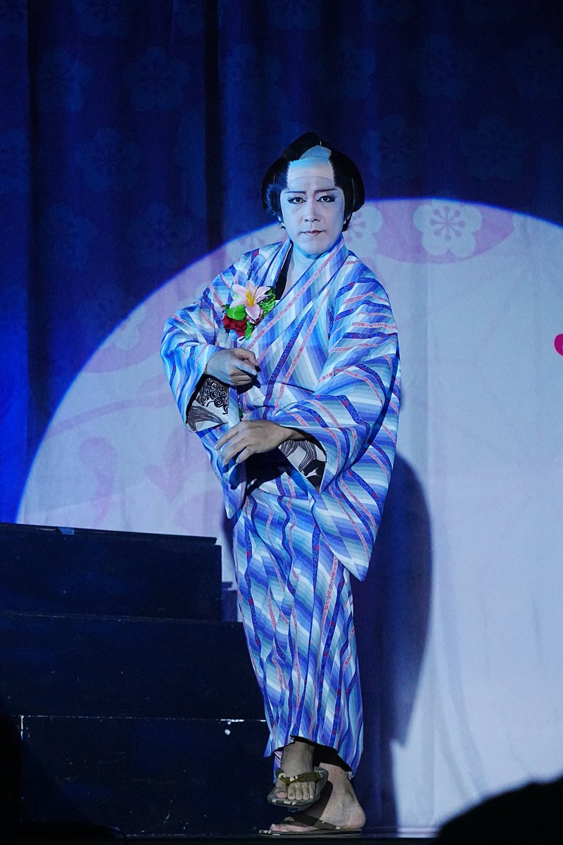 ottakajirokith1's tweet photo. 9月5日、#山桜桃の湯。
#下町かぶき組劇団三峰組
男性陣の写真📸
花島直也さん、千葉優太さん、三峰達座長、花柳一さん。 https://t.co/BKOPzBULEk