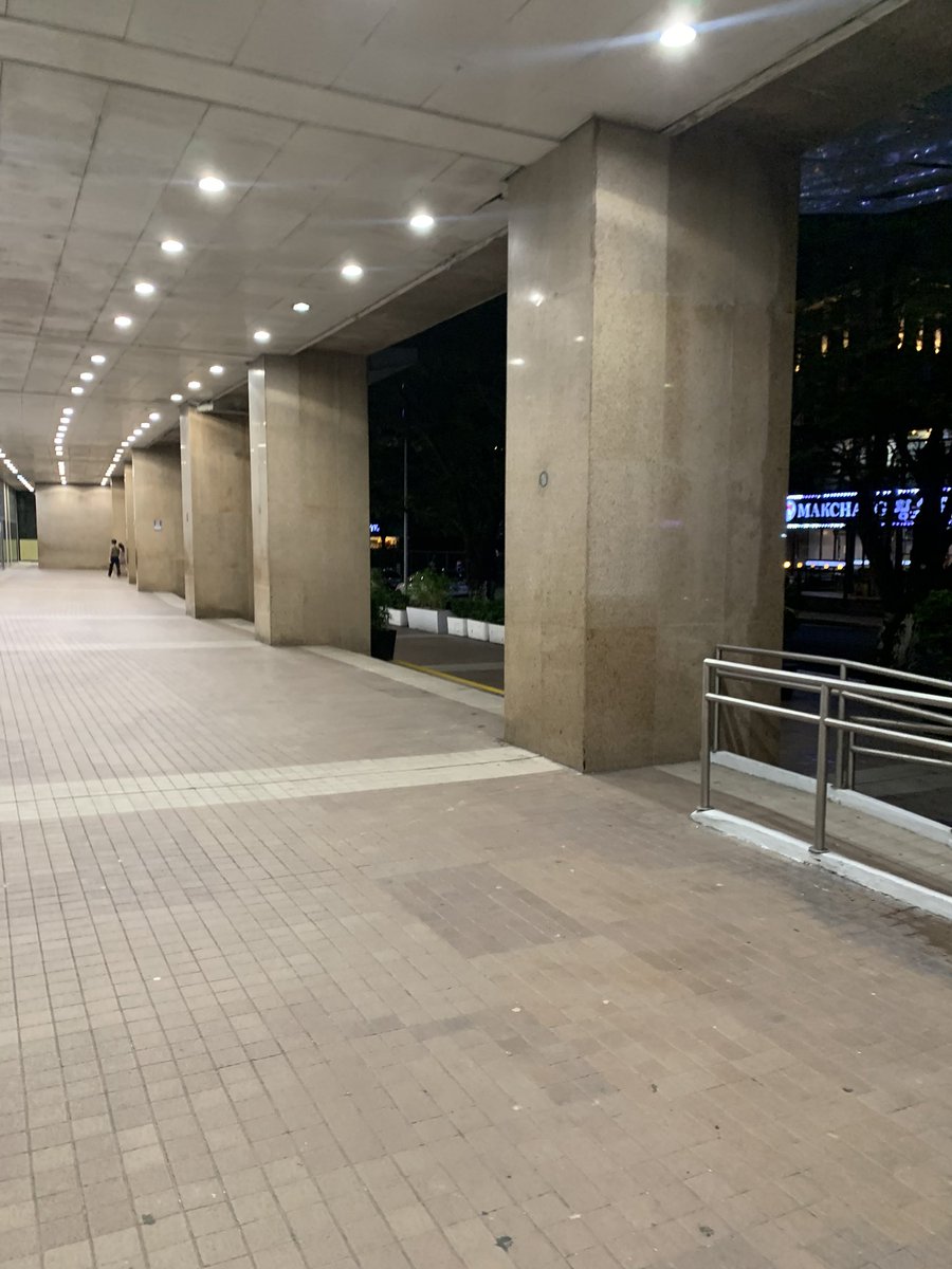 studyvuitton's tweet photo. 𝓉oday’s 𝓁eog! ☻

𖤓 took a break after reviewing half of the coverage (me lamba sinusundan ng masamang tao niyan)🚶🏻‍♂️
𖤓 going to epidemiology class! 📈
𖤓 finalizing my two lab acts in para (nag-reklamo muna bago gawin)
𖤓 done with medmicro first exam! https://t.co/I8Ll1pSuMW
