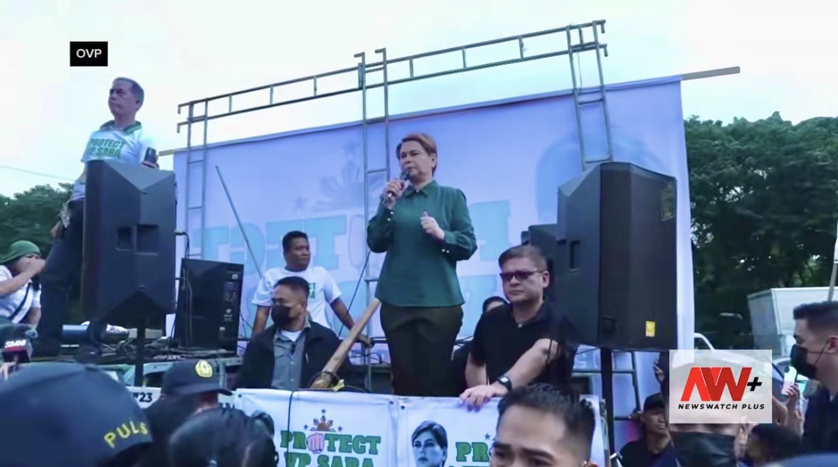 glacyforyou's tweet photo. Duterte - Daughterte 👊💚

Am trying my best to hold back my tears knowing how much these two have sacrificed for the people who put them there and for our country.

May they endure and may the people who love and support them still have the right to stand in the dark and hold up their phones without being told their love is a crime.​​​​​​​​​​​​​​​​​​​​​​​​​​​​​​​​​​​​​​​​​​​​​​​​​​

Padayon! 
Tindog, VP @indaysara!

#PilipinasDutertePaRin
#DuterteForever
#DuterteLegacy
#MarcosResign