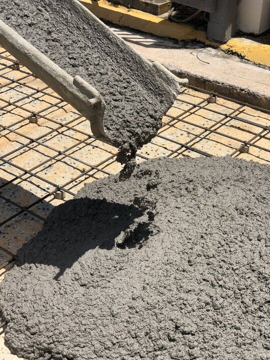 Lesbianismwins's tweet photo. NewJeans Members as types of concrete; a thread https://t.co/WWmetWGt2n