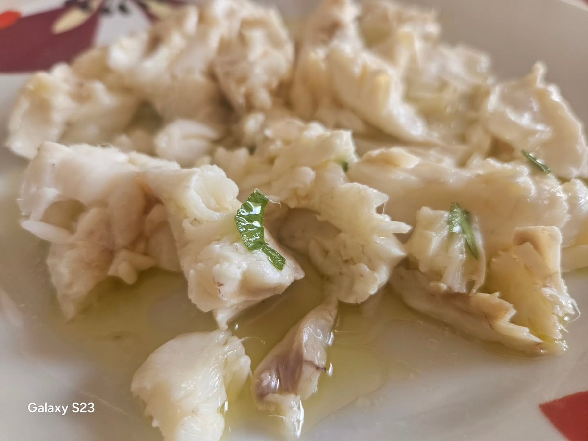 SoBostelman's tweet photo. Spigola al sale😋 https://t.co/eajc7M7QAs
