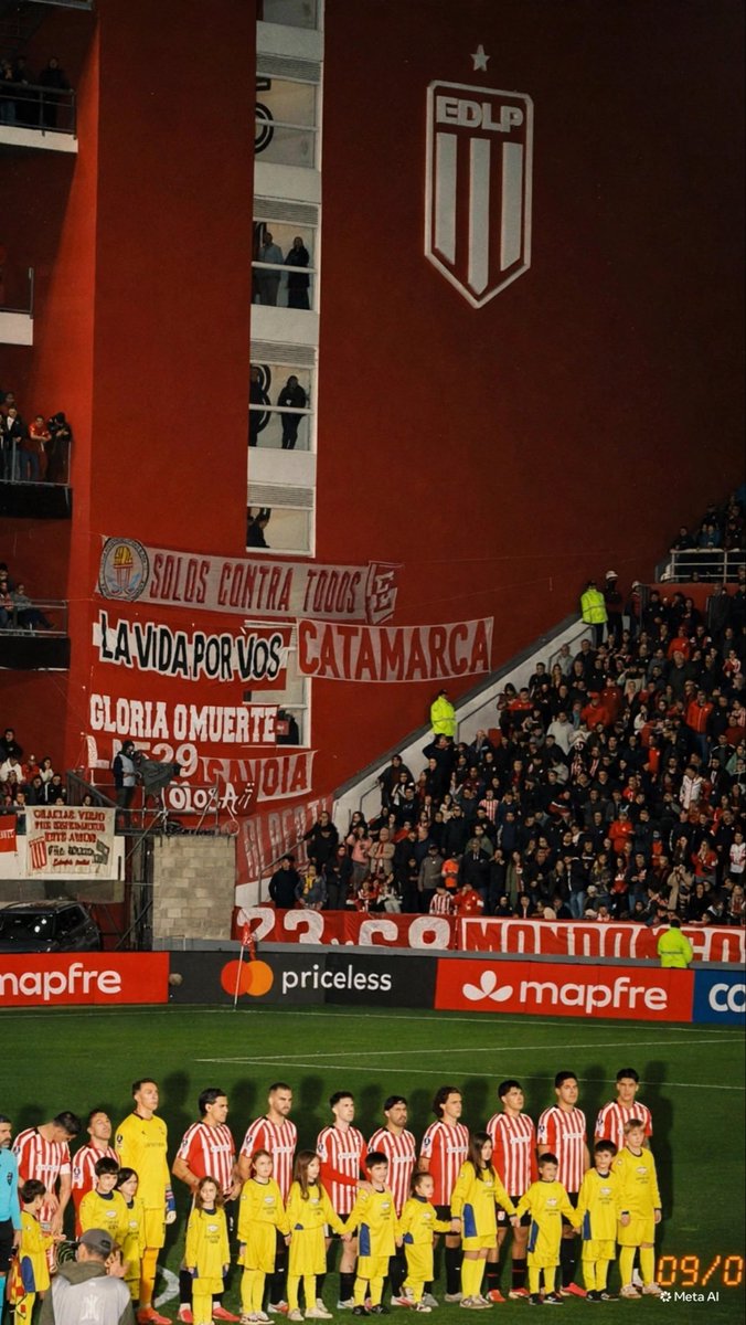 Cafg7777's tweet photo. Les comparto esa hermosa foto que capte ❤️🤍❤️ #edlp #estudiantes https://t.co/aeOYYYpxA8