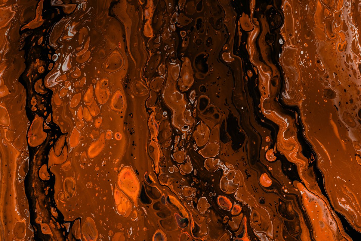 unsplash's tweet photo. Looking for a new #wallpaper? 🖥️

Here are 3 picks from the Unsplash community, featuring Marcreation, Pawel Czerwinski, and Rafael Peier

Which one are you choosing? Vote below 👇 https://t.co/ymJ6gKHGdJ
