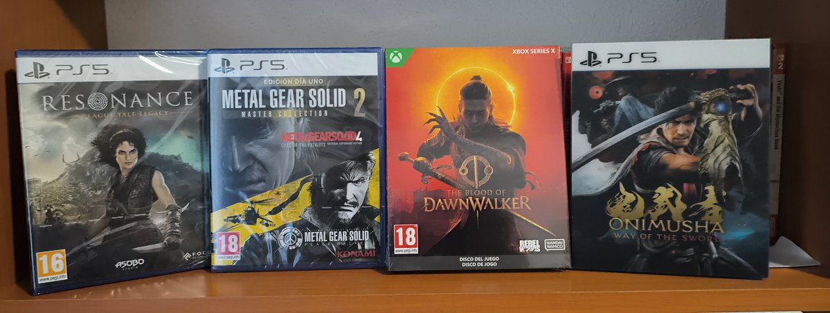 RaulC8482's tweet photo. Lo de septiembre no tiene sentido y lo que queda por venir #ResonanceAPalgueTale #MetalGearSolidMasterCollectionVol2 #TheBloodOfTheDawnwalker #OnimushaWayOfTheSword https://t.co/MdXmzsFwYq