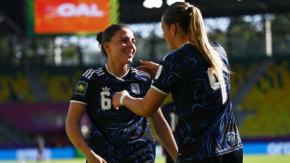 LatinasNoticias's tweet photo. Argentina va por los octavos del Mundial Sub 20 femenino: ante México puede sellar su clasificación
https://t.co/8xheQ7tU07 https://t.co/PNkZ2qY7w5