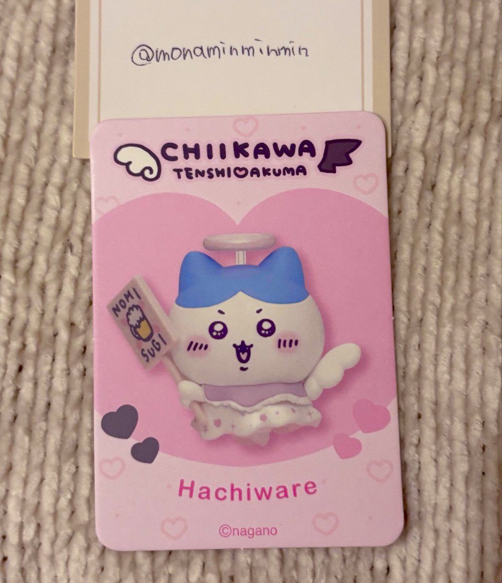 monaminminmin's tweet photo. 【交換】 ちいかわ　てんし♡あくま フィギュアコレクション

譲:ハチワレ
求:うさぎ

都内手渡しまたは郵送での交換希望。
袋に入れて保管していたため美品ですが、箱なし＆最初からカードの裏面の端に若干捲れ上がりがあります(画像ご確認ください)
ご了承いただける方よろしくお願いします🙇 https://t.co/aoFHEleBt4
