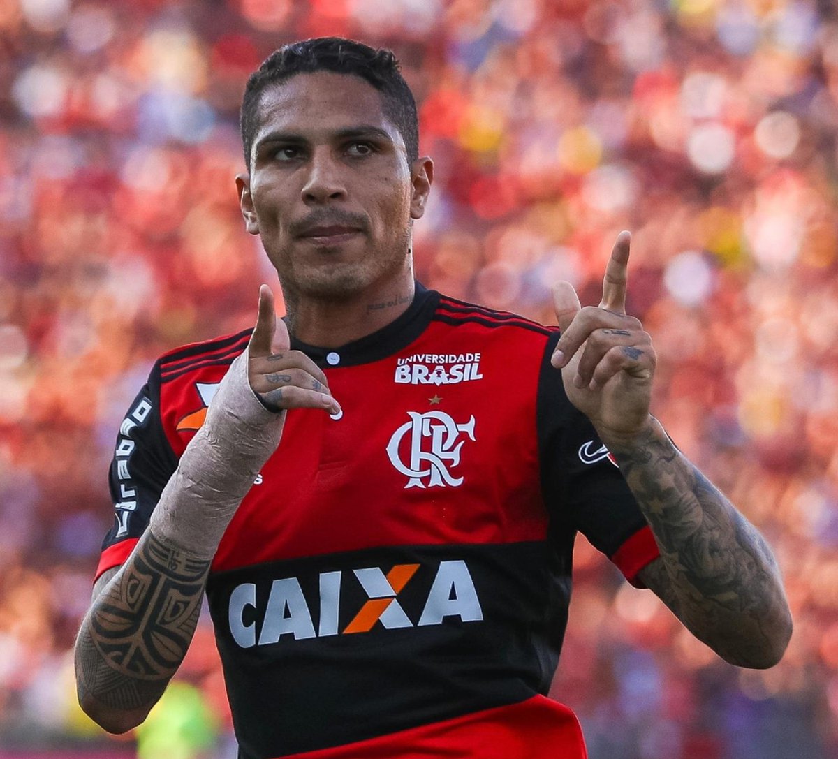 NJanfren's tweet photo. Toda essa perseguição dos flamenguistas e, agora, até do Zinho em cima do Breno Bidon, é muito simples:

Pensavam que o Breno Bidon seria um traíra igual o Guerrero e o Vitor Pereira que se venderam por dinheiro pra jogar lá.

Acharam que o fato do Bidon ir naquele jogo festivo do Zico, era sinal de algo.

Quebraram a cara e estão ressentidos até hoje! Qualquer lance ou notícia, é motivo pra encherem o saco, sendo que, morriam de "amores" pelo moleque.

Entendam: Bidon é cria, nasceu aqui e é um de nós, principalmente, dentro de campo. Essa é a diferença dele pros traíras. Jamais tocarão nele, pois, ele não permitiu e nunca vai.