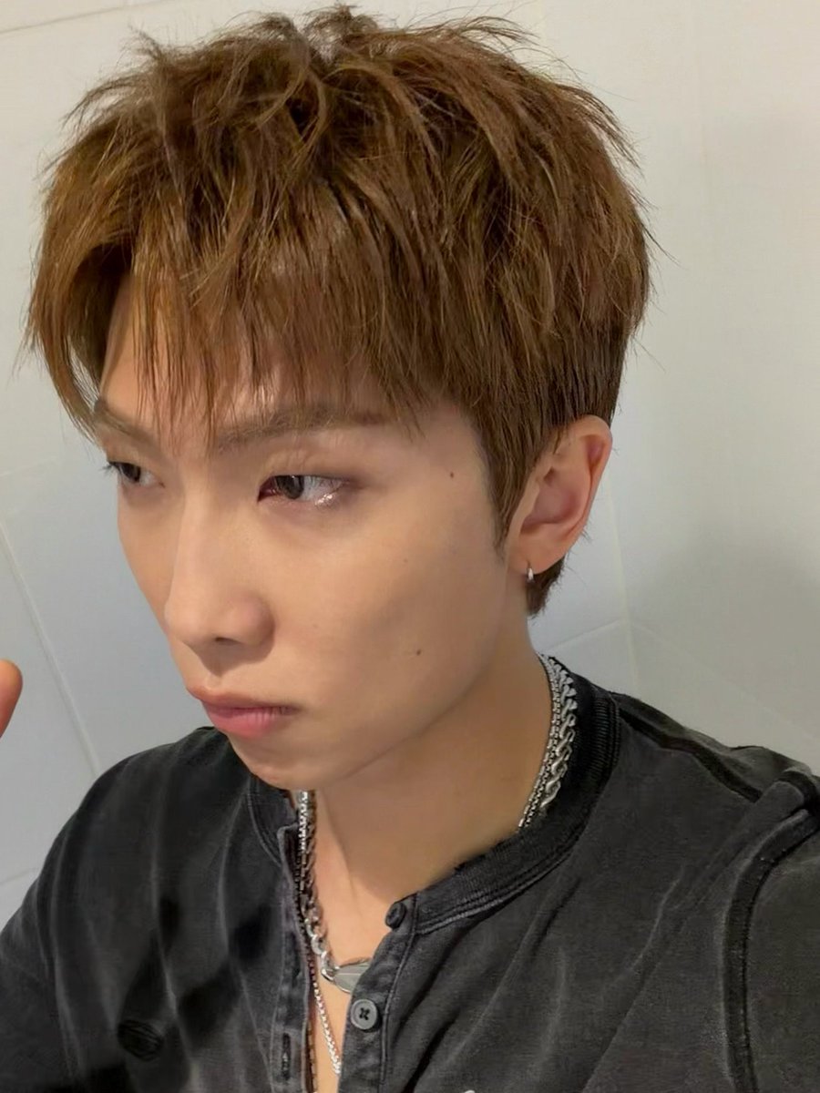 ant_amour_7_23's tweet photo. Happy Namjoon Day 🎂 

Namjoon aka RM is my bias. The person who pulled me from darkness of my life .
I wish i could do something as important as he did for me. He thought me something valuable. 
Oh Namjoon i always love you.  

#happybirthdayrm
#RM챌린지 
#NamjoonDay
#JoonDay https://t.co/CABRmQzETK