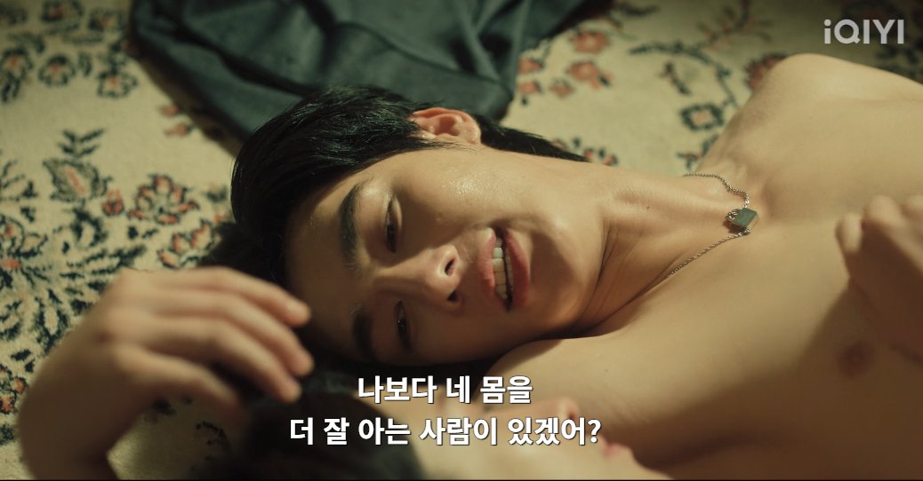 SummerAspodell's tweet photo. 나 돈 비 투 이모셔널 원작 소설 읽으면서 조각상 미친듯이 기대했는데 진짜 이거 개그죠..?? 노린거 맞죠??
아니 이걸 조각했다고 해야해 아님 빚었다고 해야해..ㅠㅠㅠ 
그것도 빚다 말은것 같은데 진짜 자꾸 저거 보고 아름답다고 해서 제인 선배 미술은 못하는구나.. https://t.co/kJjHcvcba1