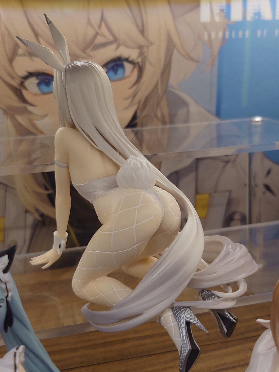code_alchemy's tweet photo. ブランのぬーすと取ってきました（＾ω＾）
かわよいですねぇ♪
ノワールも予定されてるから必ず取って並べて飾りますよん（＾ω＾） https://t.co/bGojqh68oQ