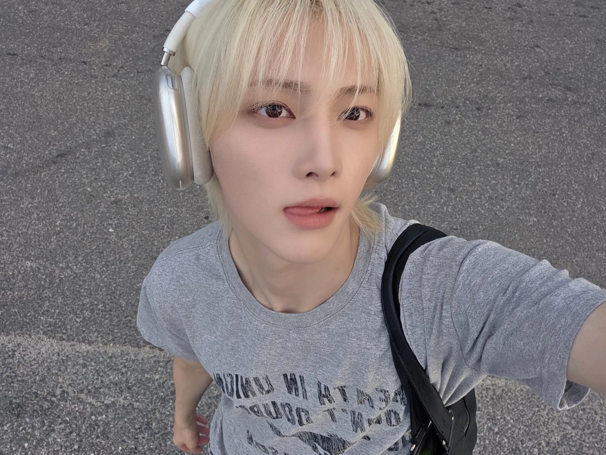 AEN_now's tweet photo. メロイ2

#AEN #에이엔 #JUNSEO #준서 #Aneee #에이니 #쭌이 https://t.co/jdcTkKpbNv