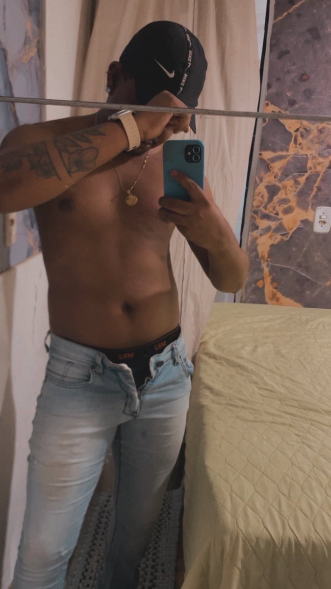CanalAmigos2's tweet photo. Boa tarde depois do trampo só um fosa gostosa pra nós mesmo relaxa 😏😈
@FortalDivulga18 @pontogaydivulga @Aguiarboy15 #gays #morenos #safados https://t.co/yniXiBuOQj
