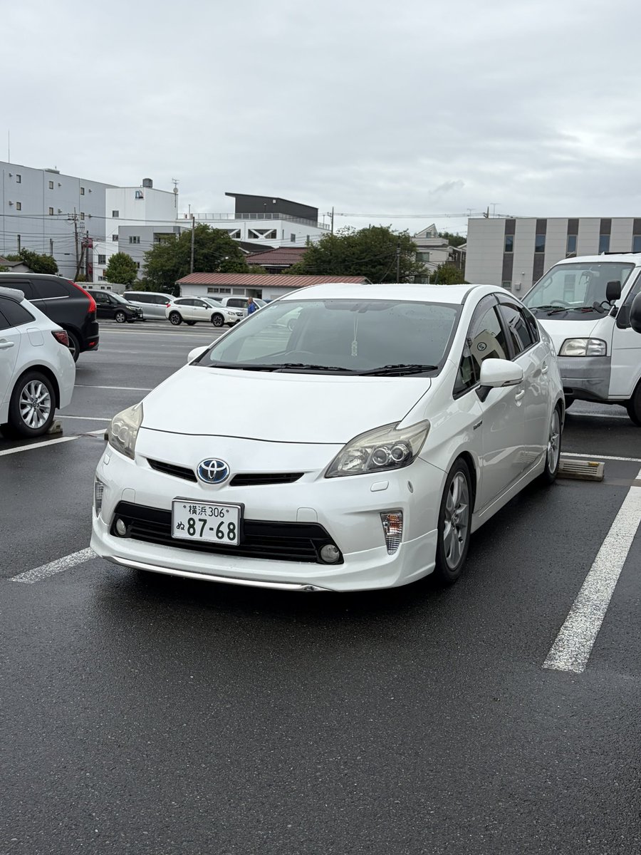 Ryan43037282's tweet photo. そーいやプリウス納車 https://t.co/oLN2xEub5P