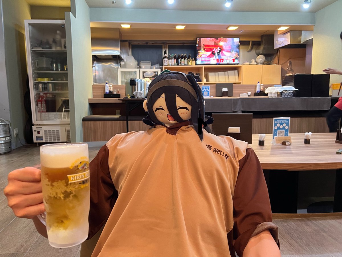 orerenji's tweet photo. 先生！ビールですよ！ビール！
バッチェ冷えてますよ！ https://t.co/2xYVt7sQoh