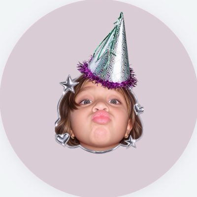 FlorGGtz's tweet photo. Feliz cumpleaños Bestie, que todos tus sueños se cumplan y que sigan siendo bendecida.

Te quiero montones @elataubert 

#FelizCumpleEla #FelicidadesBestie https://t.co/Blg2a94Soq