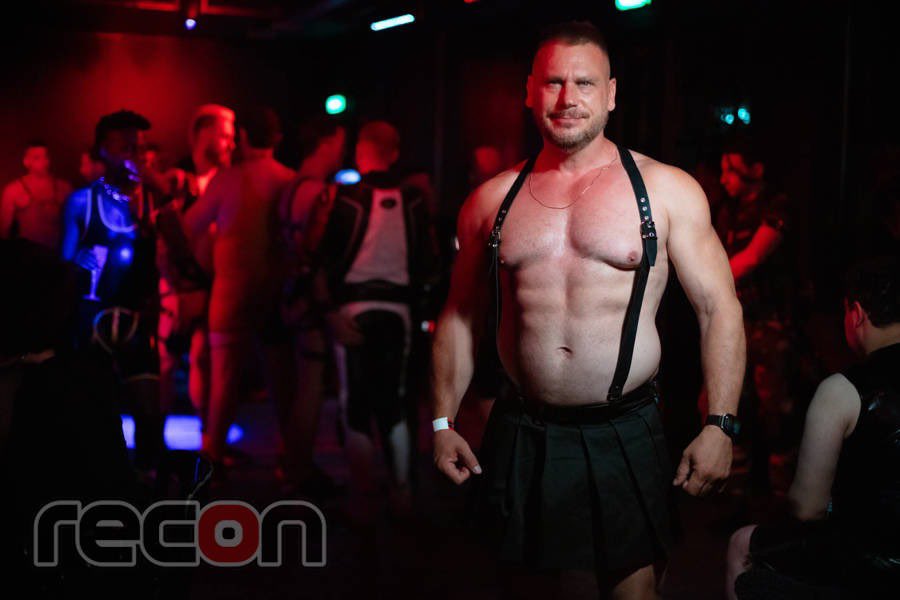 HansBerlinxxx's tweet photo. I’m ready for #folsomeurope 😈😈 
Sponsored by my friends at @ReconNews 
📸 by https://t.co/5YH0ctUjMV
Styling by @ClonezoneSOHO 🙏❤️😈 
‼️Meet me at the @scruffapp booth tomorrow for a FREE tote bag and some love❤️😈 https://t.co/VseSVKjKGl