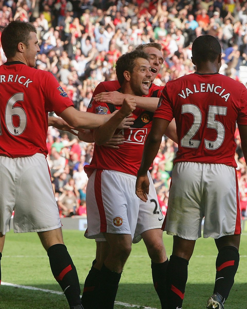 ManUtd's tweet photo. How well do you know the Manchester derby? 🇾🇪

Tap below to take our quiz and test your knowledge ⤵️
