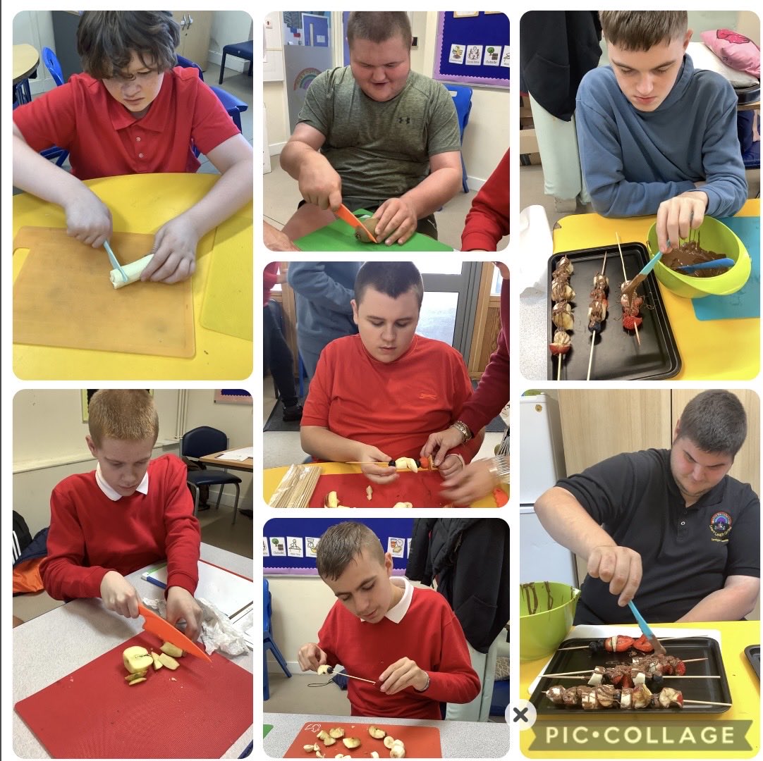 YsgolHenFelin's tweet photo. Class 16 had a great day today, we cut some fruit put them on a skewer and poured melted chocolate on it for us to enjoy in snack time.#YHFLLC #YHFRoalddahl #YHFclass16 https://t.co/X3ChYjKNkm