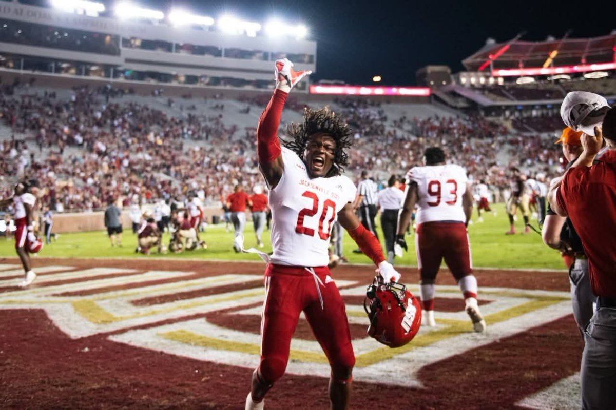 CFBHome's tweet photo. 5 years ago today, FCS Jacksonville State beats Florida State on last second hail mary and they took home $400,000. Mike Norvell is still the head coach for the Seminoles. https://t.co/fxMItDRWbw