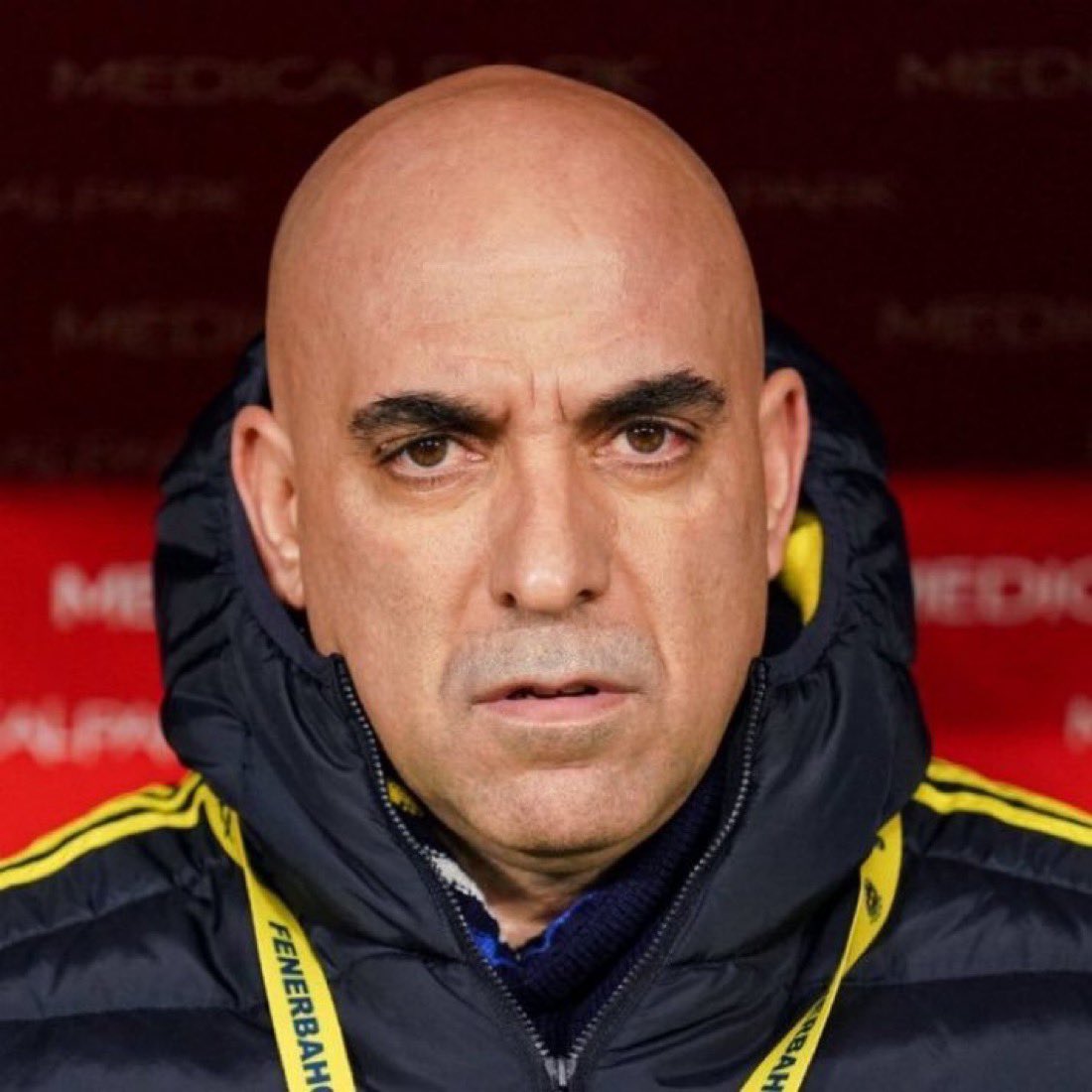 komutanfener's tweet photo. abi seni görmekten bıktım artık sende istifa et https://t.co/gr1gVW6xTE
