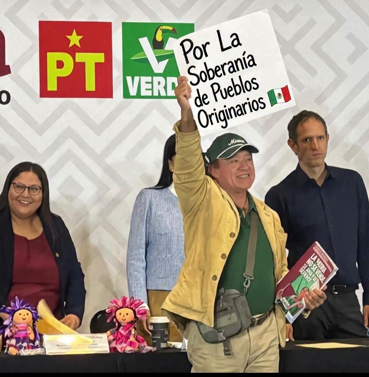 DR_AID_AVILA's tweet photo. Hugo Aguilar:  la cannabis y otros no deben ser de uso lúdico, eso es para gente sin quehacer los efectos deben tener fines terapéuticos y esenciales para médicos/as tradicionales . Dr Aid Avila Psiquiatra 🙌🏾🧠🤓UNAM - IMSS 🤱🏾México 🇲🇽 https://t.co/5rJbuxvwnL