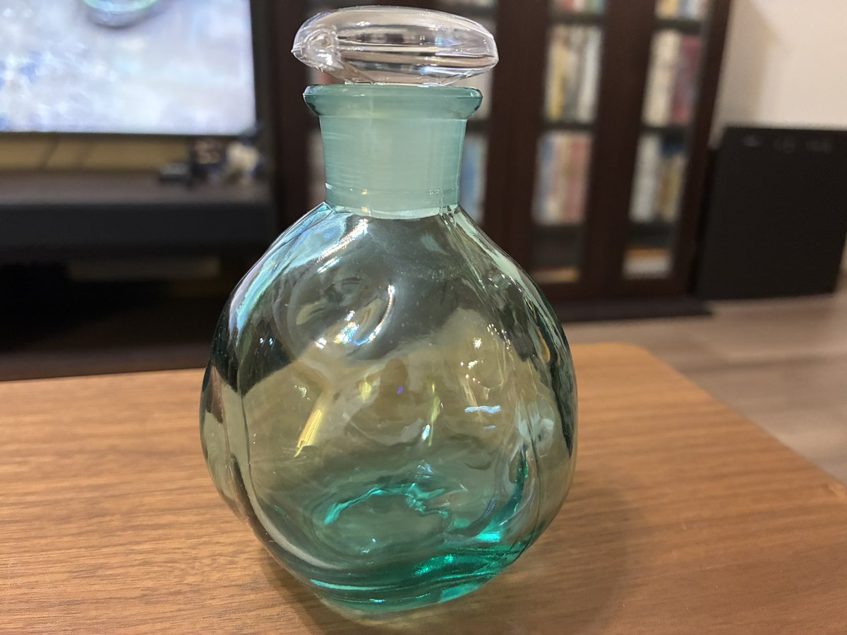 MikiIto3's tweet photo. 醤油さしを購入しました。
トルコブルーのお洒落な一品。 https://t.co/QOV0wgX146