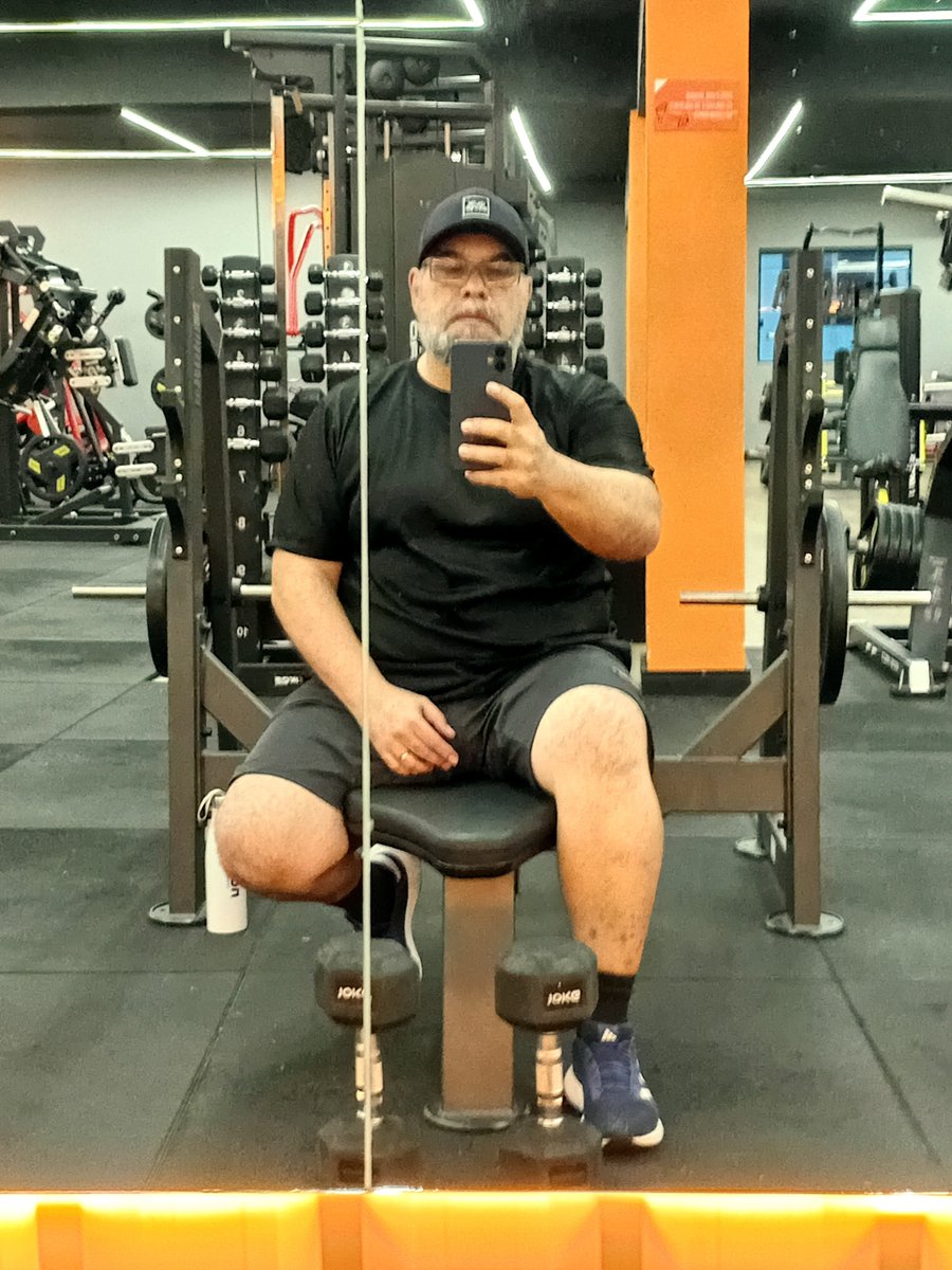 TreinandoFofo's tweet photo. 💪🏼 Treinando Fofo 💪🏼 
#TreinandoFofoTeam 
Acabei de levantar 20.307 kg no @hevyapp
@PanobiancoGym
@wellhub_br
 https://t.co/cGsPVBlvuV https://t.co/E4kbZSOEkL