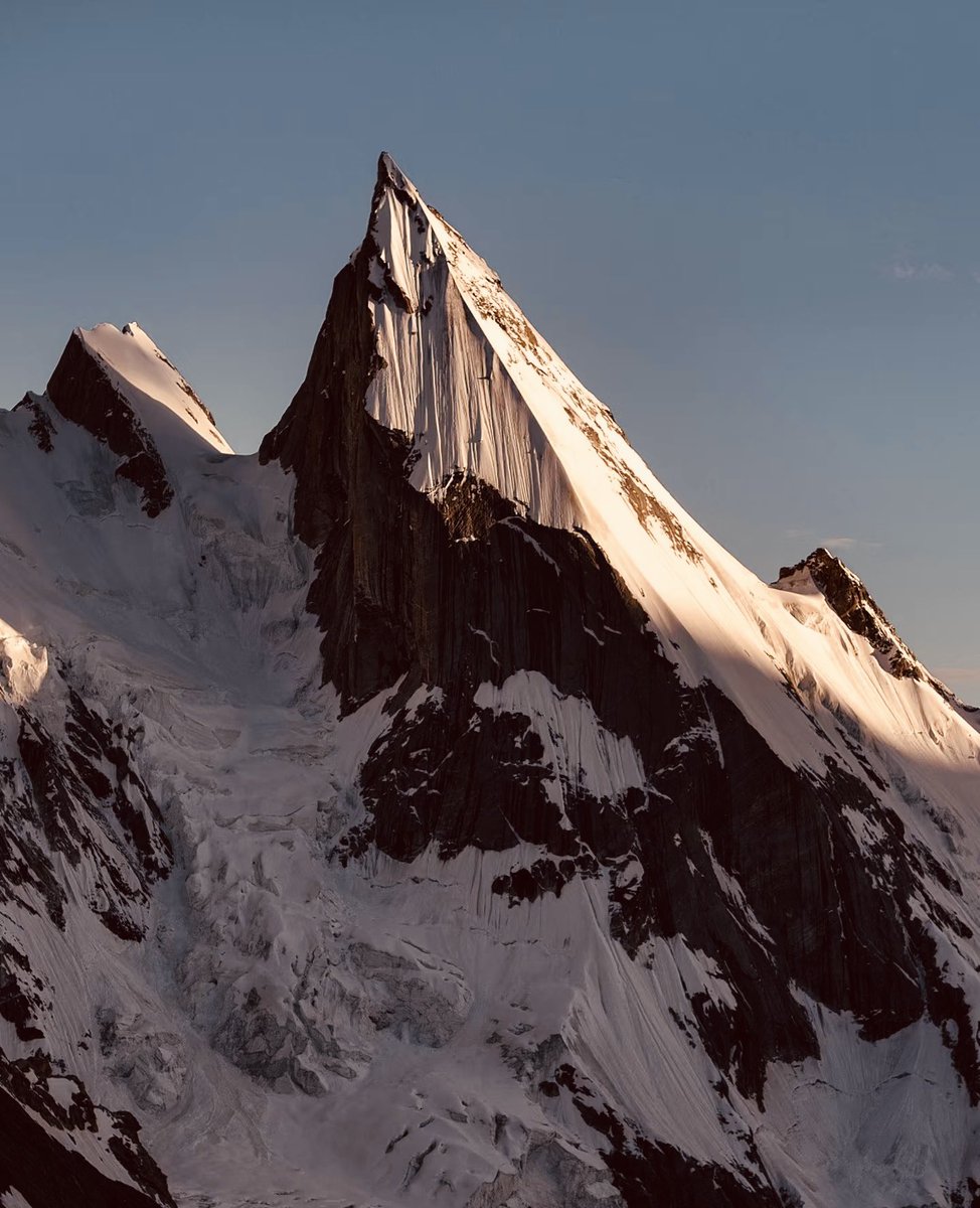 kristinharila's tweet photo. Guess the peak ?
Climbers prefer for ?
#kristinharila #mountain https://t.co/xslhisqbsa