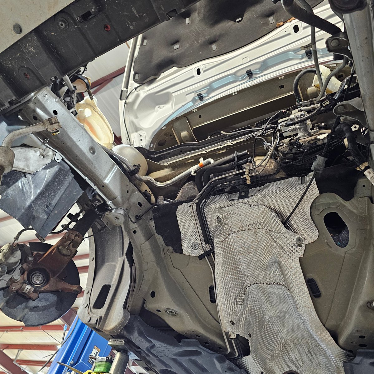 RCAutoBA's tweet photo. Usually, there's an engine right there. #Hardwork #Tulsa #BrokenArrow https://t.co/KVguxQ6JB8