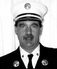 25YearsAgoLive's tweet photo. FDNY Fire Chief Orio Palmer’s team announces that they have successfully freed several civilians from a trapped elevator on the 78th floor of the South Tower. 

Palmer radioes that he will begin walking them downstairs now. https://t.co/yP13rElv8G