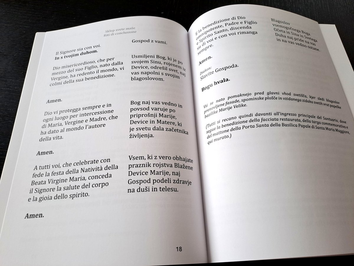 kjb_malecnik's tweet photo. Naša župnija je ob obisku kardinala Rolandasa Makrickasa in njegovem vodenju svete maše izdala knjižico Praznična sveta maša in blagoslov prenovljene fasade, spominske plošče ter zidaka svetih vrat v Marijinem svetišču na Gorci v Malečniku: vodi kardinal Rolandas Makrickas, 🧵 https://t.co/1a1VCekOHF