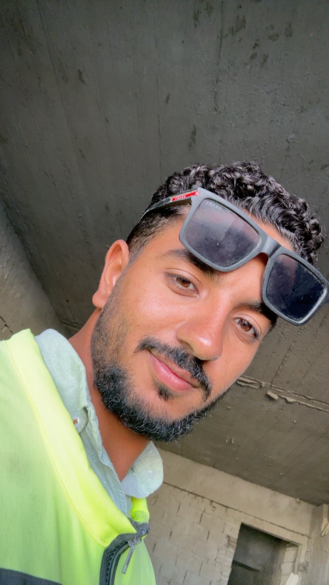 mmostafa_6's tweet photo. بحاول اكون نسخة احسن من نفسي وبحاول اغير من نفسي وابدأ حياة جديدة كل يوم بحاول اخلي علاقتي بربنا أحسن وابقي الشخص اللي ف المستقبل فخور بنفسه انا دايما ف سباق مع نفسي مش مع حد فالحمدلله ع الصبر ♥️♥️ https://t.co/AyHeYMUJFU