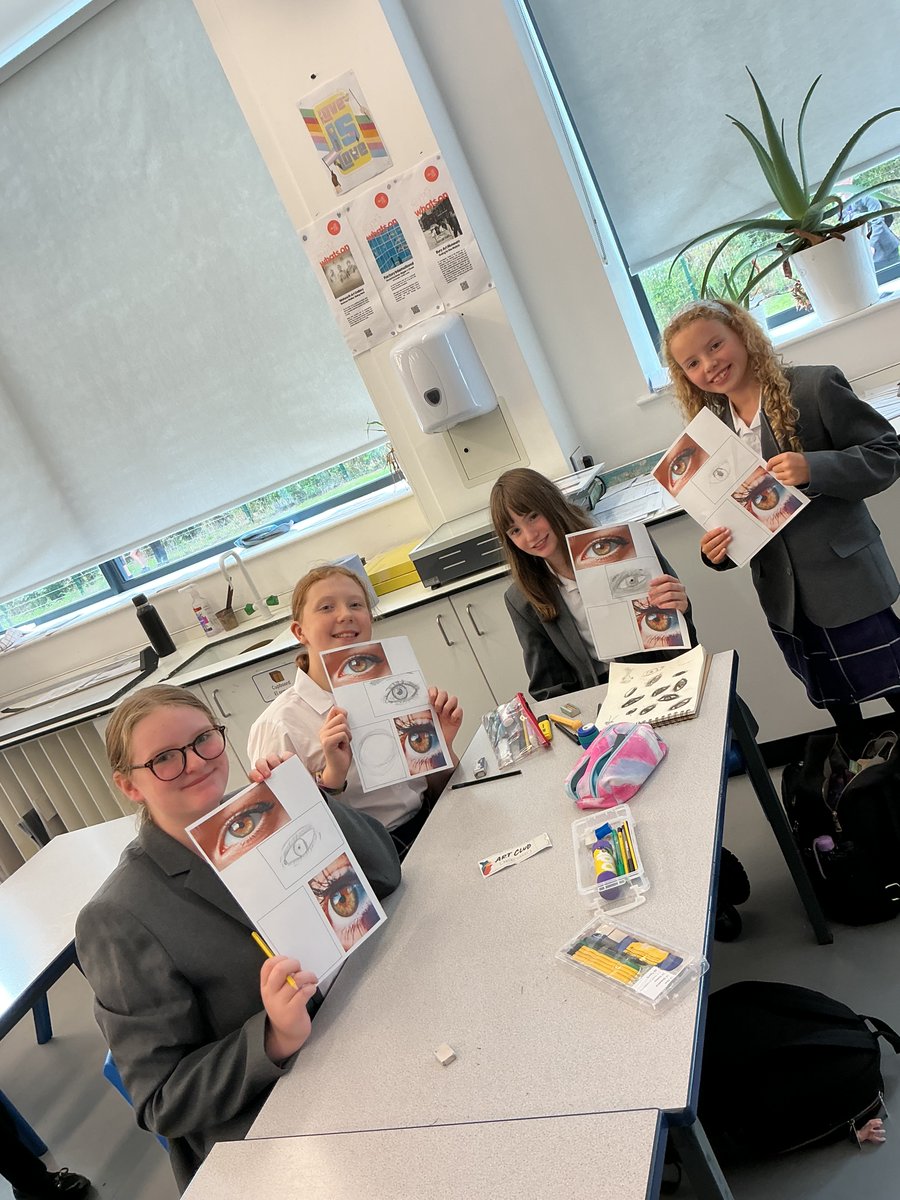 UnsworthAcademy's tweet photo. Eyes on the details - our Art Club students had a fantastic time practicing how to draw realistic eyes! Their excitement and creativity really shined through; what amazing work! #ArtClub #Creative #TeamUnsworth https://t.co/mfrHIZ1C9R