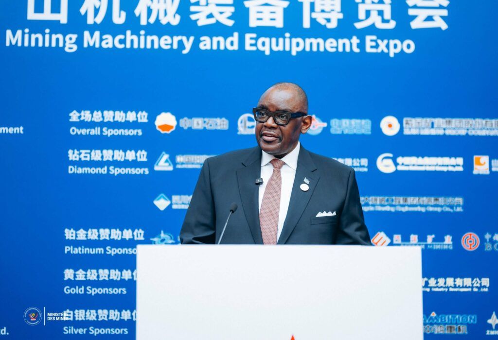 AscenStrategies's tweet photo. 🔴 For eleven months, Louis Watum Kabamba has made the same proposal to #Chinese capital in three cities: come to #Kolwezi, build processing plants, obey the #Mining Code. 

https://t.co/FEzZ3kOVEG https://t.co/wHMEUClnkx