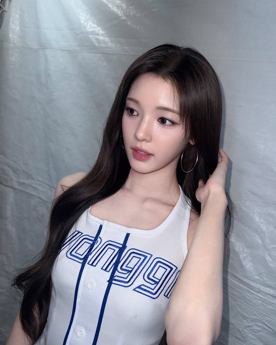 H2H_INA's tweet photo. 260911 Hearts2Hearts instagram update - #CARMEN #YUHA

𝐴𝑡𝑙𝑎𝑛𝑡𝑖𝑠 🌊

 #Hearts2Hearts #하츠투하츠 #H2H https://t.co/MxN08A9vT2