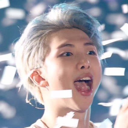 lovelybear06's tweet photo. RT AND REPLY

HAPPY BIRTHDAY NAMJOON 
#HAPPYRMDAY
#HappyBirthdayRM
#HappyBirthdayNamjoon
#JoonieverseDay
#MuseOfWorldRM
#BeyondTheVerseRM
#AutumnBloomRM
#WorldLovesRM
#WeLoveRM
#OurJoyRM
#OurRightPlaceRM https://t.co/H0uBhoHX04