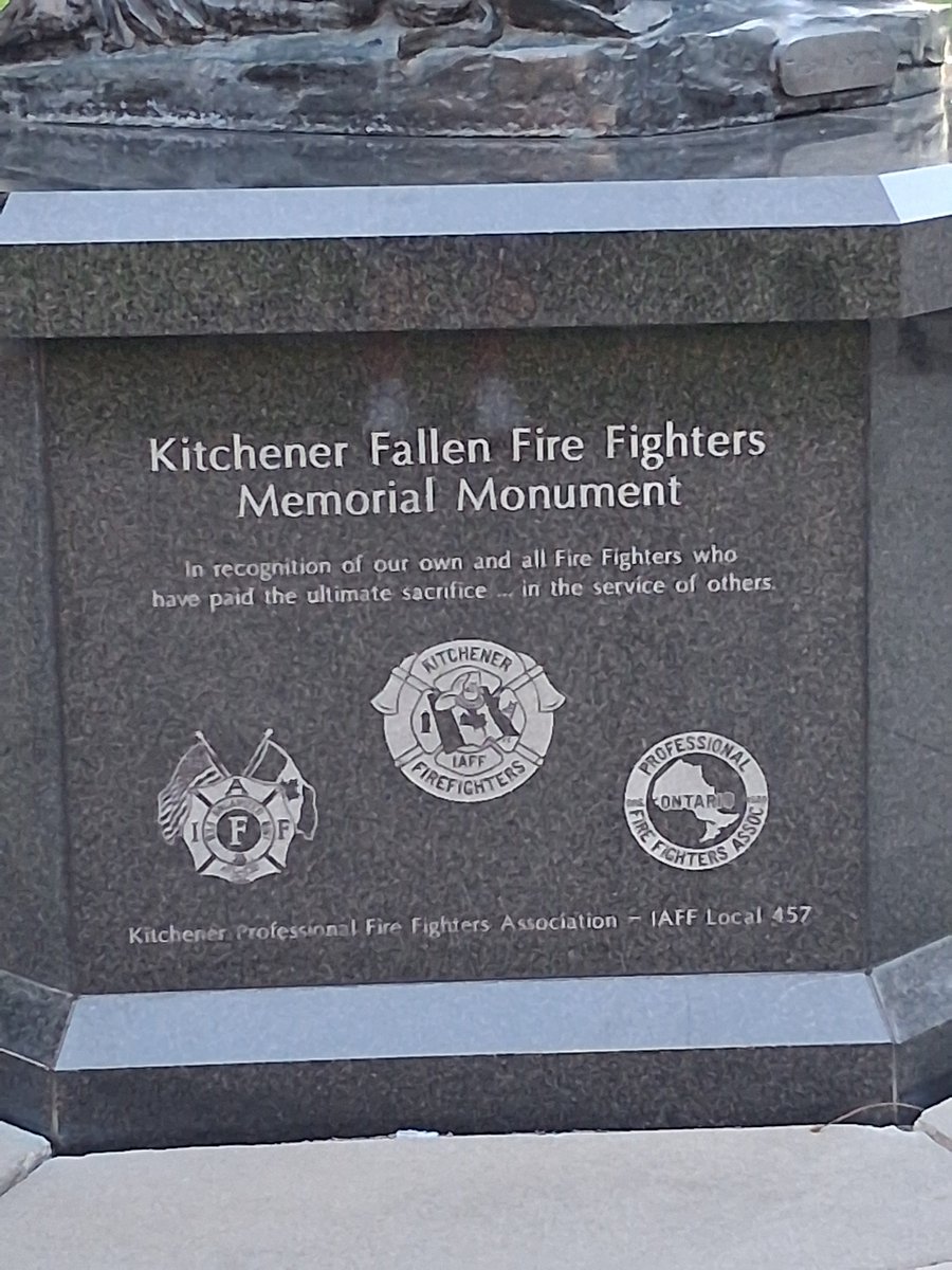Allen_Punker's tweet photo. On the anniversary of 9/11.
WTC beam memorial and Fire Fighters memorial, here in Kitchener one of only two Canadian cities to have an actual WTC beam. (Winnipeg is the other) https://t.co/ISNrTqR2vL
