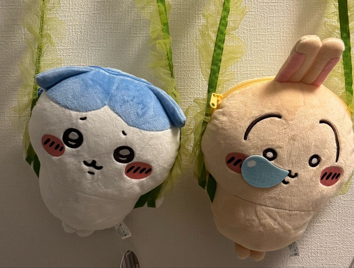 nazupiii's tweet photo. 捕まっちゃった…ハチワレ… https://t.co/2kg8ZG1TaG
