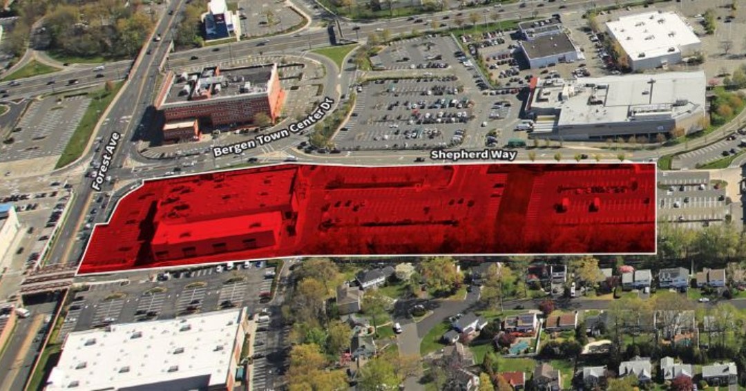NewsByRENJ's tweet photo. From The Briefing: 9-11-26
Kushner , @RussoDevelop close on $164 million #construction #loan for #Paramus #multifamily #project
https://t.co/Jm4zY5amze
#NJ #TheDailyBriefing #newjerseyrealestate #RealEstateNJ #news #industrial #buy #sell #deal #commercial #CRE #NJCRE #RENJ https://t.co/vTyIihyZNA