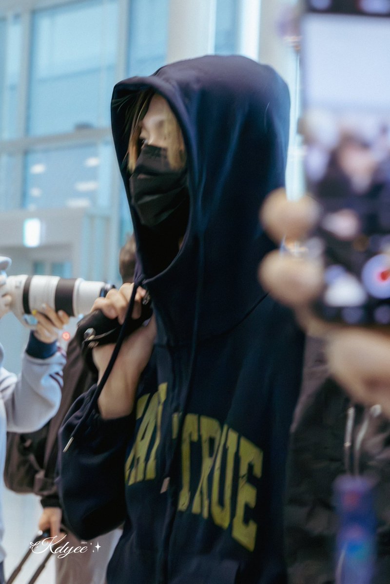 kdyee_9924's tweet photo. 260911 ICN 도영 

#도영 #트레저 #트레저도연 #treasure #treasuredoyoung #doyoung https://t.co/0lZ8i0WzHe