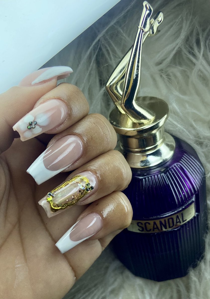 EdilanaFernand1's tweet photo. 💅🏽💜😌 https://t.co/S0uV4LsSzJ