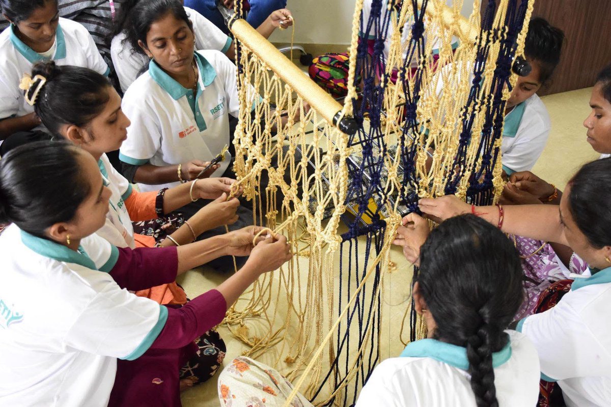 GlpcLivelihood's tweet photo. Attempt to make rural women self-sufficient by linking skills with proper training and market...

30 women of Mission Mangalam gained a new direction of turning their hand skill into business with a 14-day special training held at Rsetty Vyara; practical training in making various types of attractive bags, home decor items and swinginging...

In this training organized by Baroda Self Employment Development Institute, District Gram Development Agency and Mission Mangalam, detailed guidance on marketing and business management with product; RSETI Tapi appealed to brothers and sisters aged 18 to 50 to take advantage of self employment oriented programs...

#GujaratInformation #RSETIs