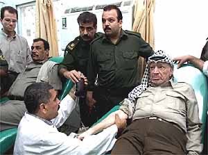 25YearsAgoLive's tweet photo. Yasser Arafat of the PLO denies involvement in the attacks and expresses disgust with them. 

He personally donates blood for victims of the attacks - though the medical logistics of getting the blood to New York are almost impossible, so it’s more of a ceremonial gesture. https://t.co/1ne2GXAKaU