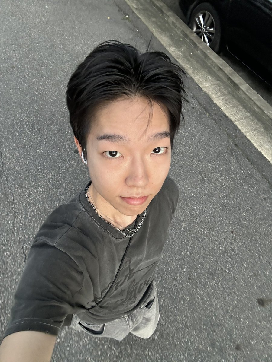 thatsmyline_a's tweet photo. #ㄱㅊㅅ #게친소 이렇게 하는 거 맞나요? 애긔는 암것도 몰랑 🫪 https://t.co/zzHGlMnfW7