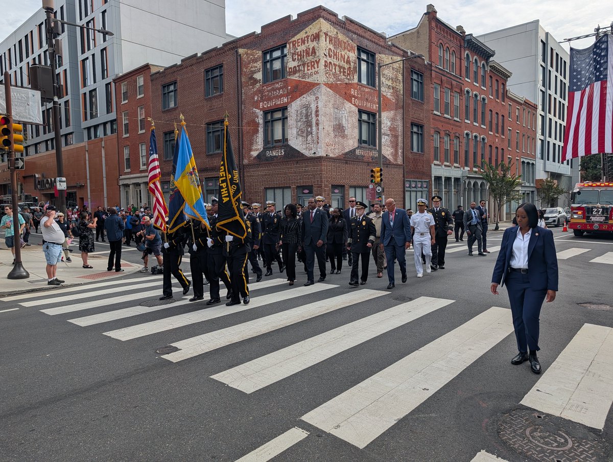 PhillyPolice's tweet photo. Today, 25 years later, we join our partners and neighbors in honoring the nearly 3,000 lives lost on September 11, 2001, and the countless lives forever changed.

We remember the courage, the sacrifice, and the heroes who answered the call.

We will never forget. https://t.co/1cwev5EjiO
