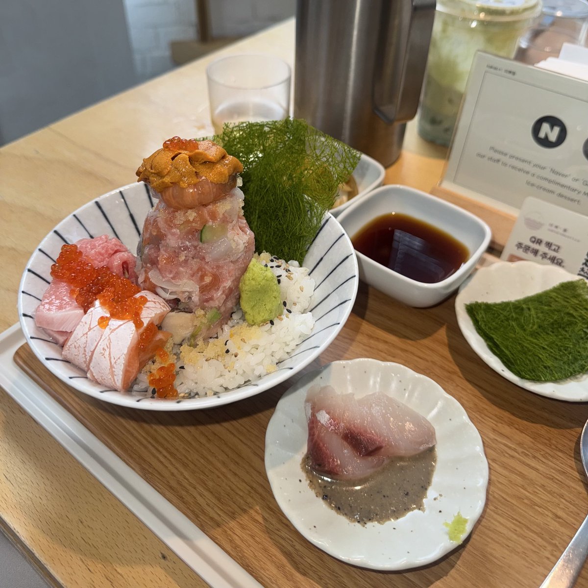 letmevalentineu's tweet photo. รัก 미쁘동 มากกก ยกให้เปนร้��นที่อร่อยทิสุดในเกาหลี มี 2 สาขาอยู่ยอนนัมกับ seoul forest แต่ยอนนัมรันคิวเร็วกว่ามาก ๆ <3 กินเสร็จรีวิวใน naver maps / google maps ได้ขนมเป็น complimentary ♡♡ ร้านรับแต่เงินสดนะคะ https://t.co/jKqsGO2wPK